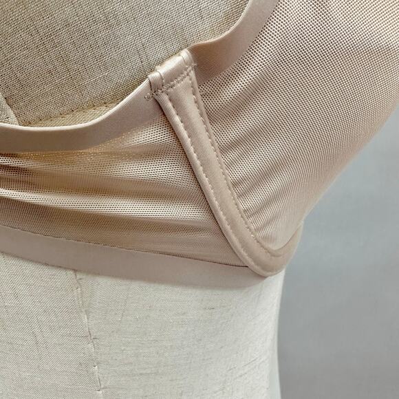 CUUP The Plunge Mesh Underwire Bra Size 36B in Taupe - Picture 9 of 16